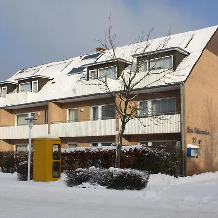 Haus Dithmarschen 9 *